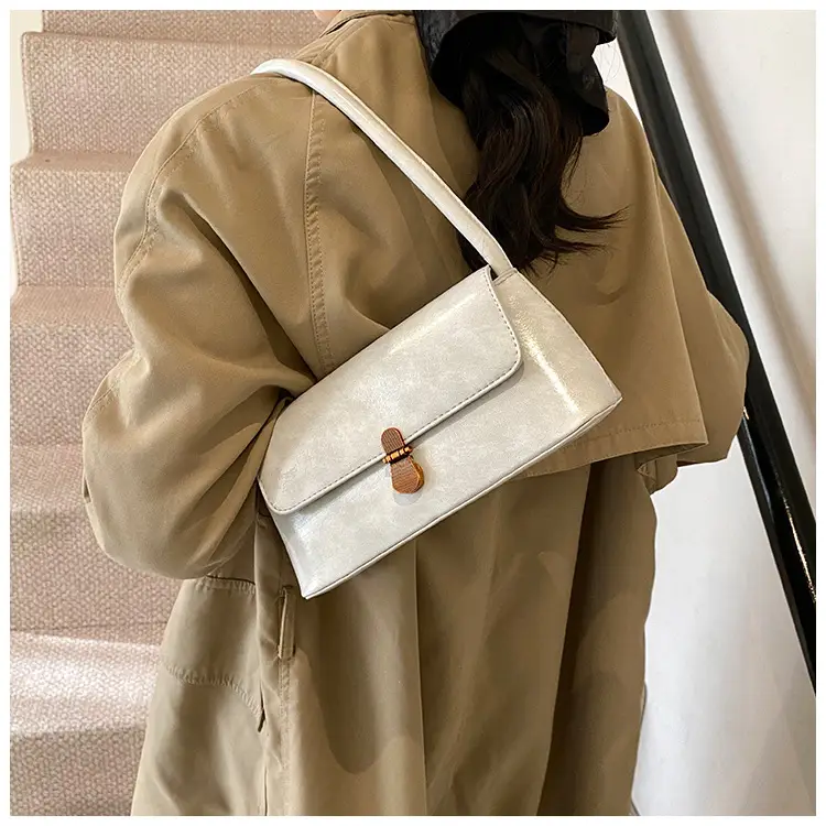 Brown Leather Crossbody Bag for Women 2024 — feature 25
