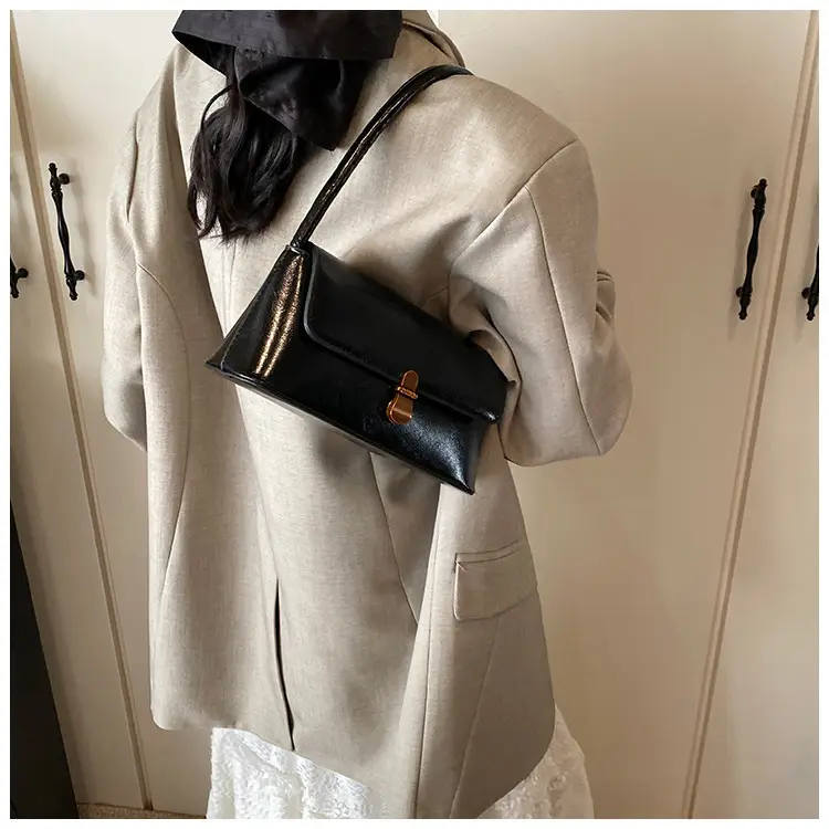 Brown Leather Crossbody Bag for Women 2024 — feature 31