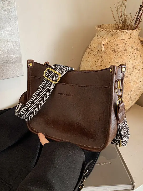 Black Leather Crossbody Bag for Women 2024 - Image 5