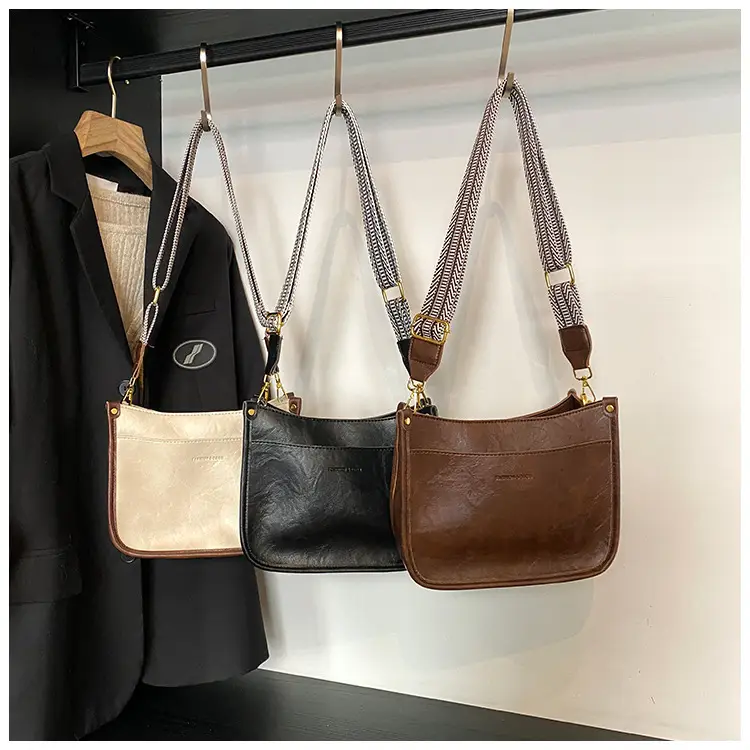 Black Leather Crossbody Bag for Women 2024 — feature 1