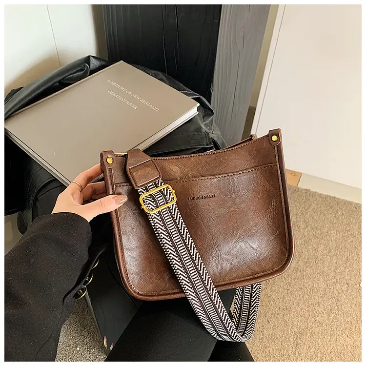 Black Leather Crossbody Bag for Women 2024 — feature 22