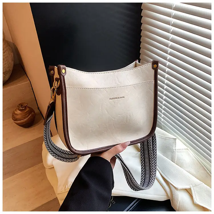 Black Leather Crossbody Bag for Women 2024 — feature 28