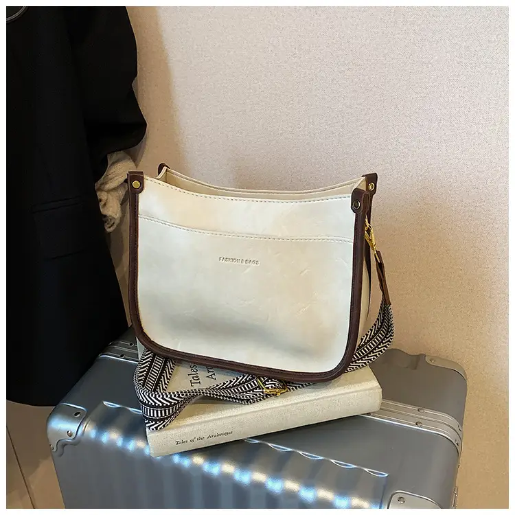 Black Leather Crossbody Bag for Women 2024 — feature 29