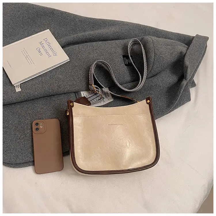 Black Leather Crossbody Bag for Women 2024 — feature 30