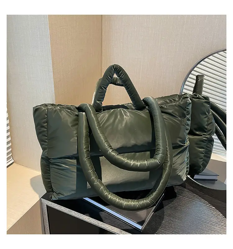 Women's Grey Puffer Shoulder Bag Large Capacity — feature 12