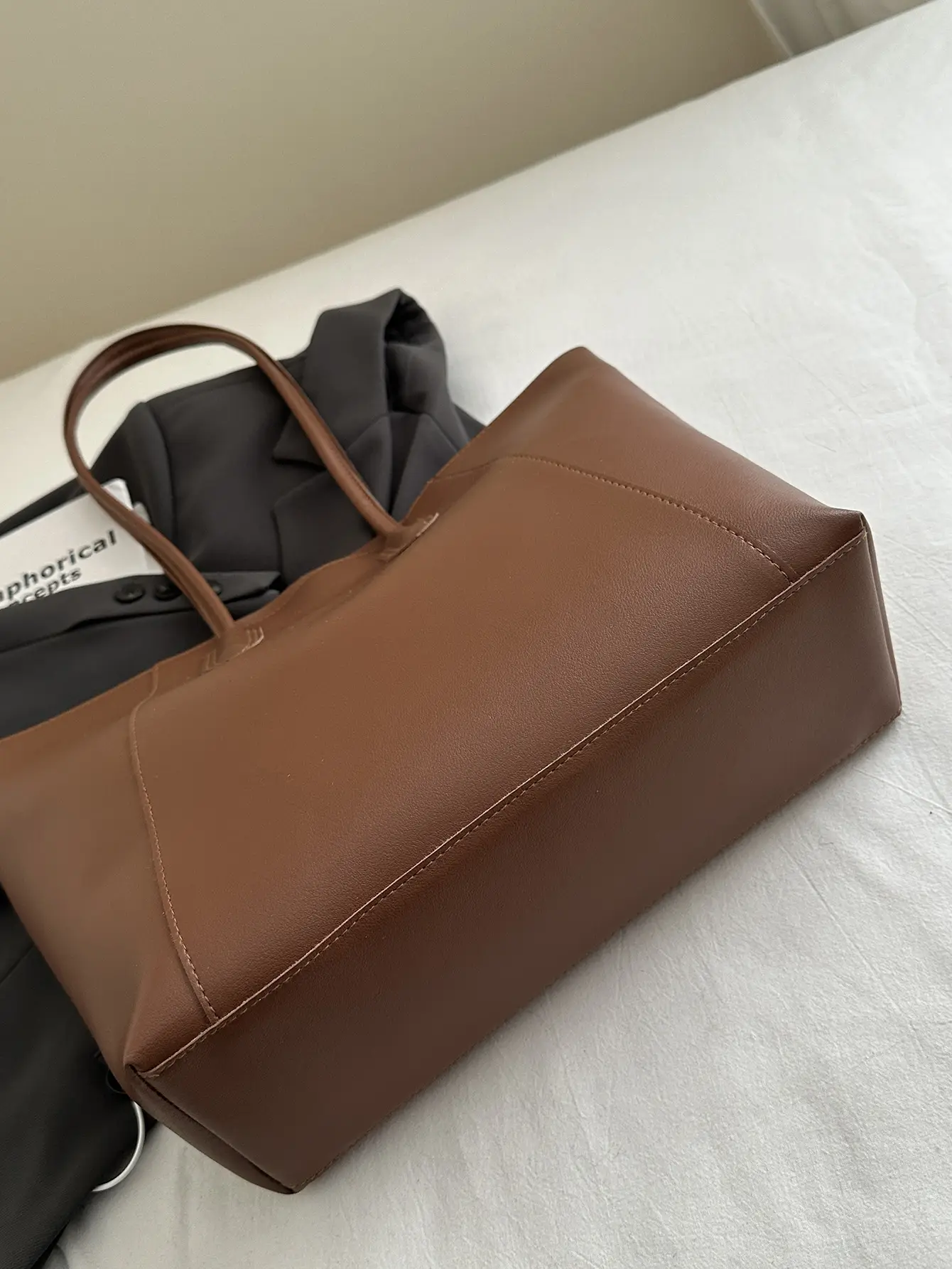 Brown Woolen Shoulder Bag for Women Winter Commute — feature 6