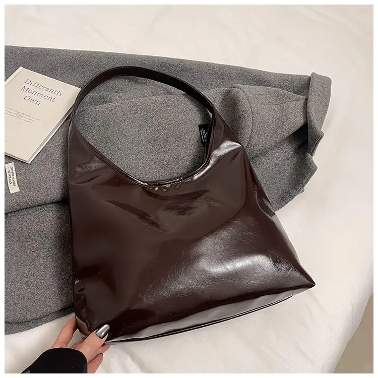 Black Soft Leather Large Tote Bag for Women — feature 28