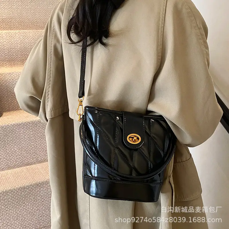 2026 Winter Quilted Black Bucket Bag with Gold Logo - Image 7