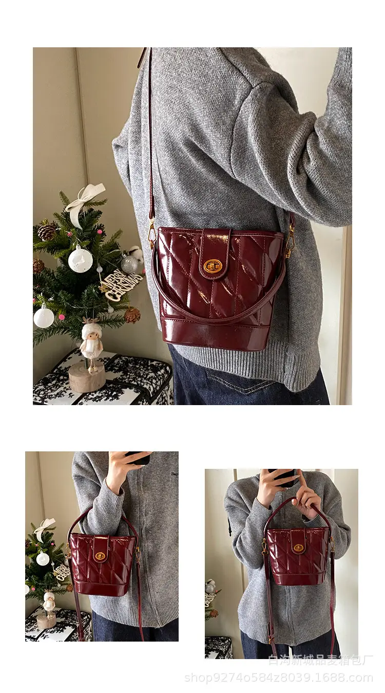 2026 Winter Quilted Black Bucket Bag with Gold Logo — feature 5