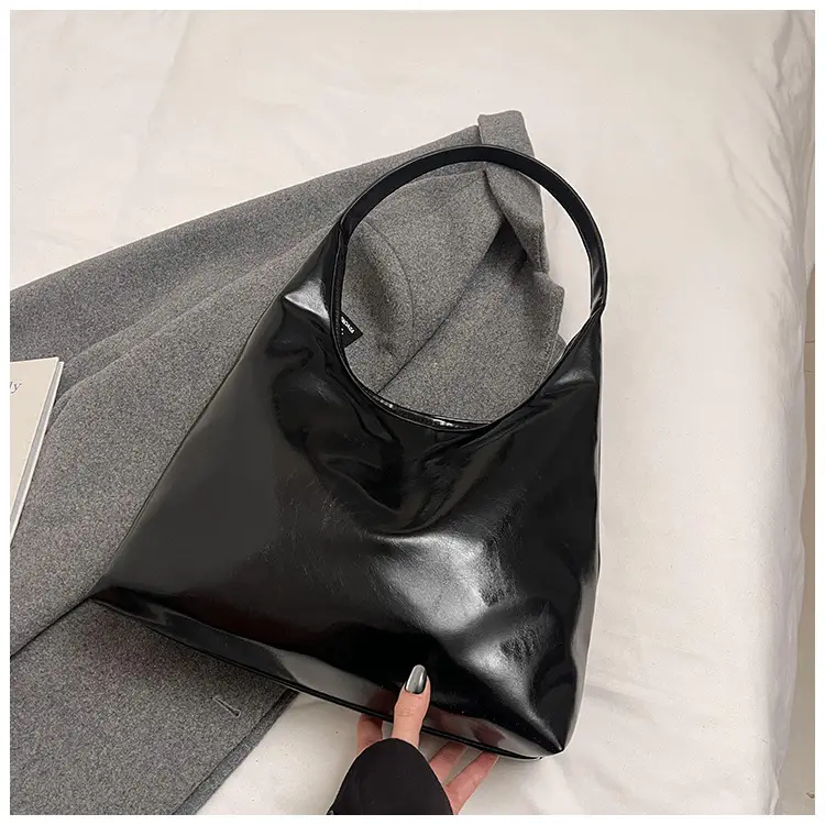 Red Soft Leather Large Tote Bag for Women — feature 26