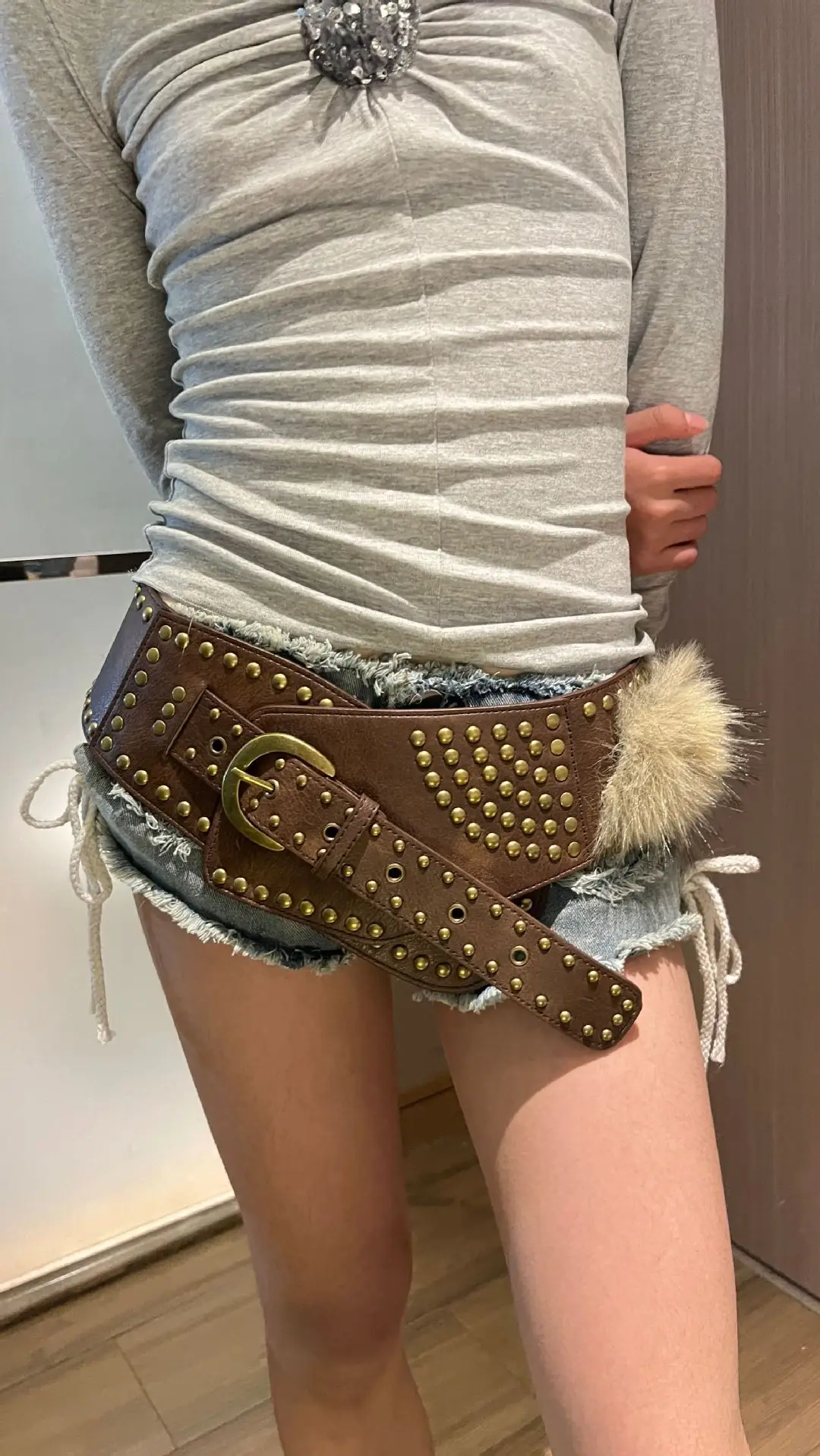 Punk Rivet Belt with Pom Pom for Women — feature 5