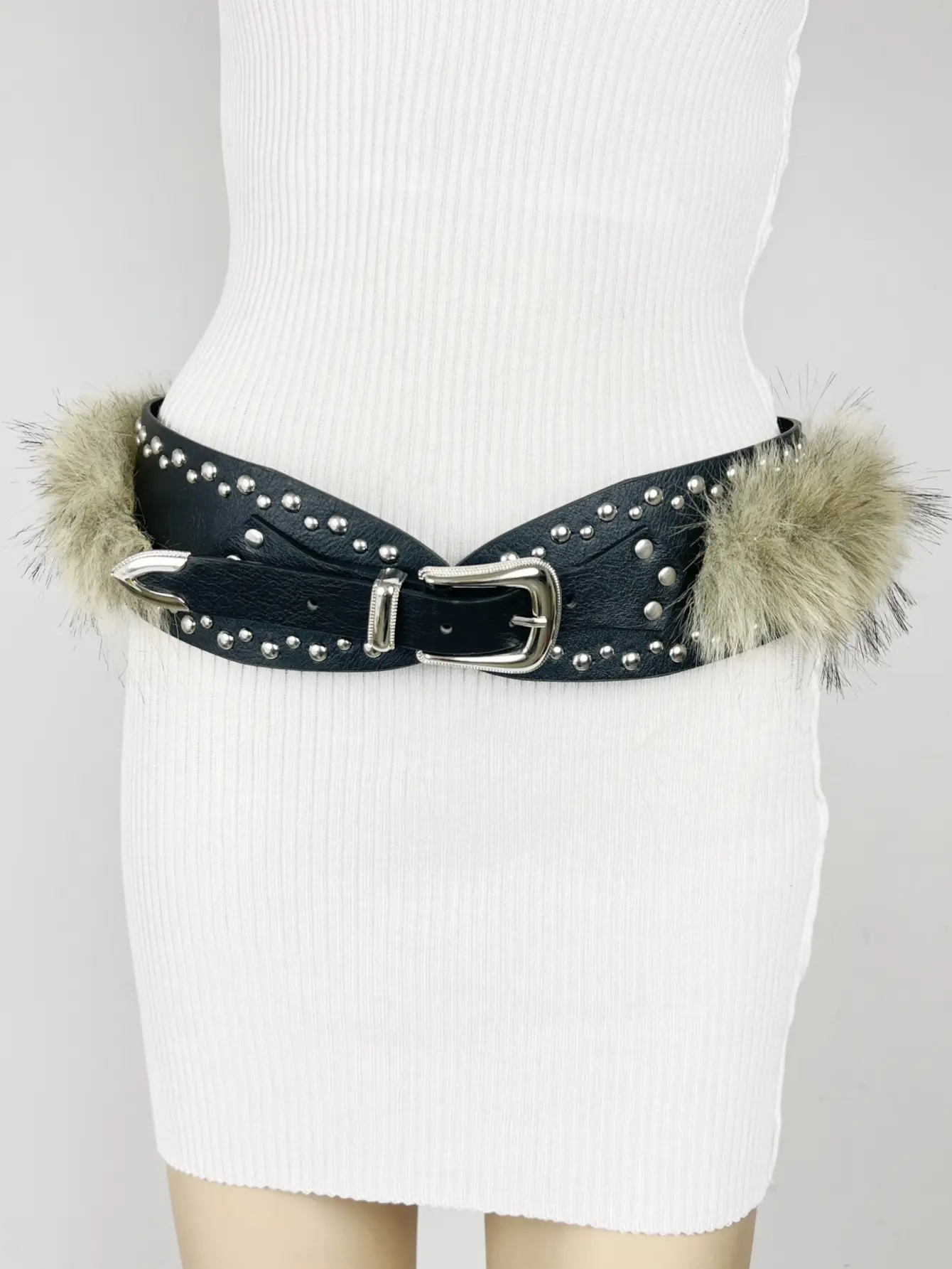 Punk Rivet Belt with Pom Pom for Women — feature 8
