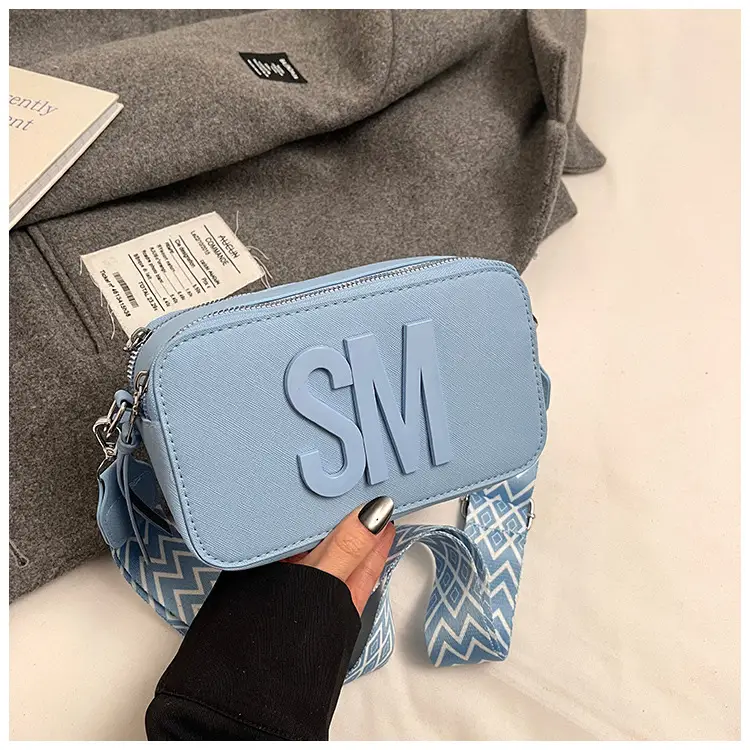2025 Red Letter Wide Shoulder Bag for Women — feature 23
