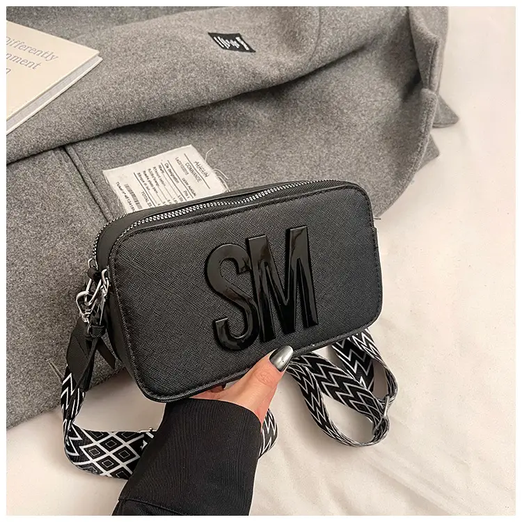 2025 Red Letter Wide Shoulder Bag for Women — feature 27