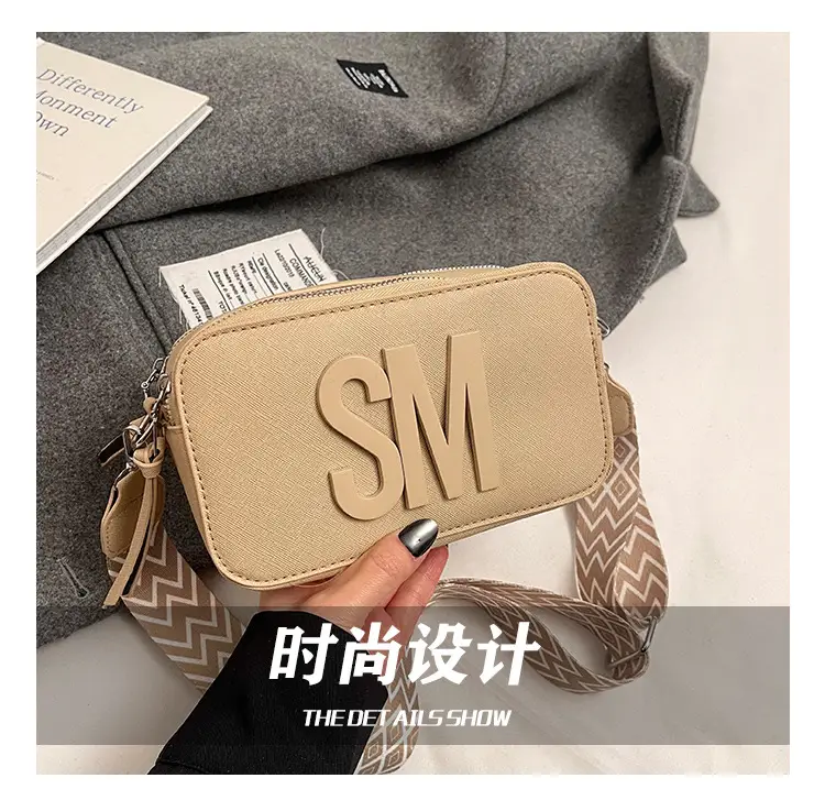 2025 Red Letter Wide Shoulder Bag for Women — feature 6