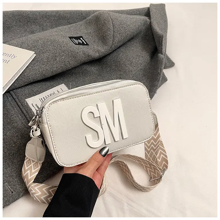 2025 Red Letter Wide Shoulder Bag for Women - Image 2