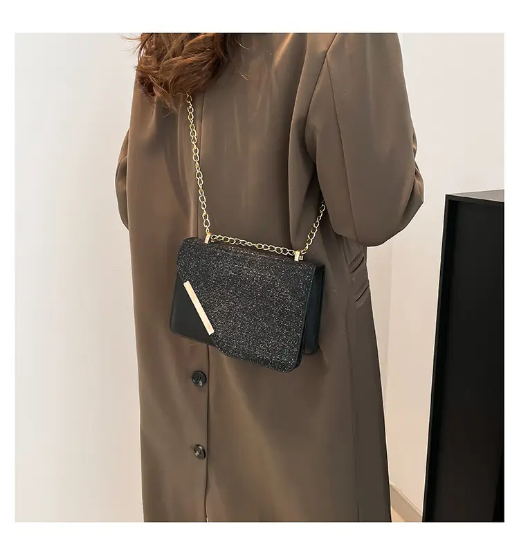 Women's Black Chain Crossbody Bag Winter New Niche Design — feature 19