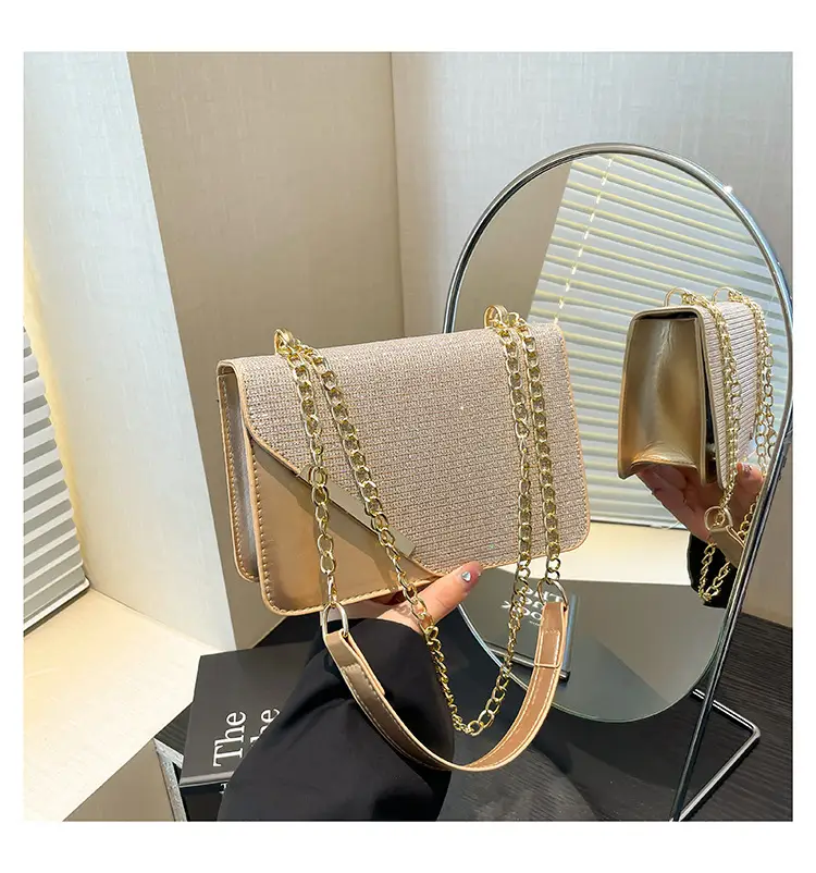 Women's Black Chain Crossbody Bag Winter New Niche Design — feature 24