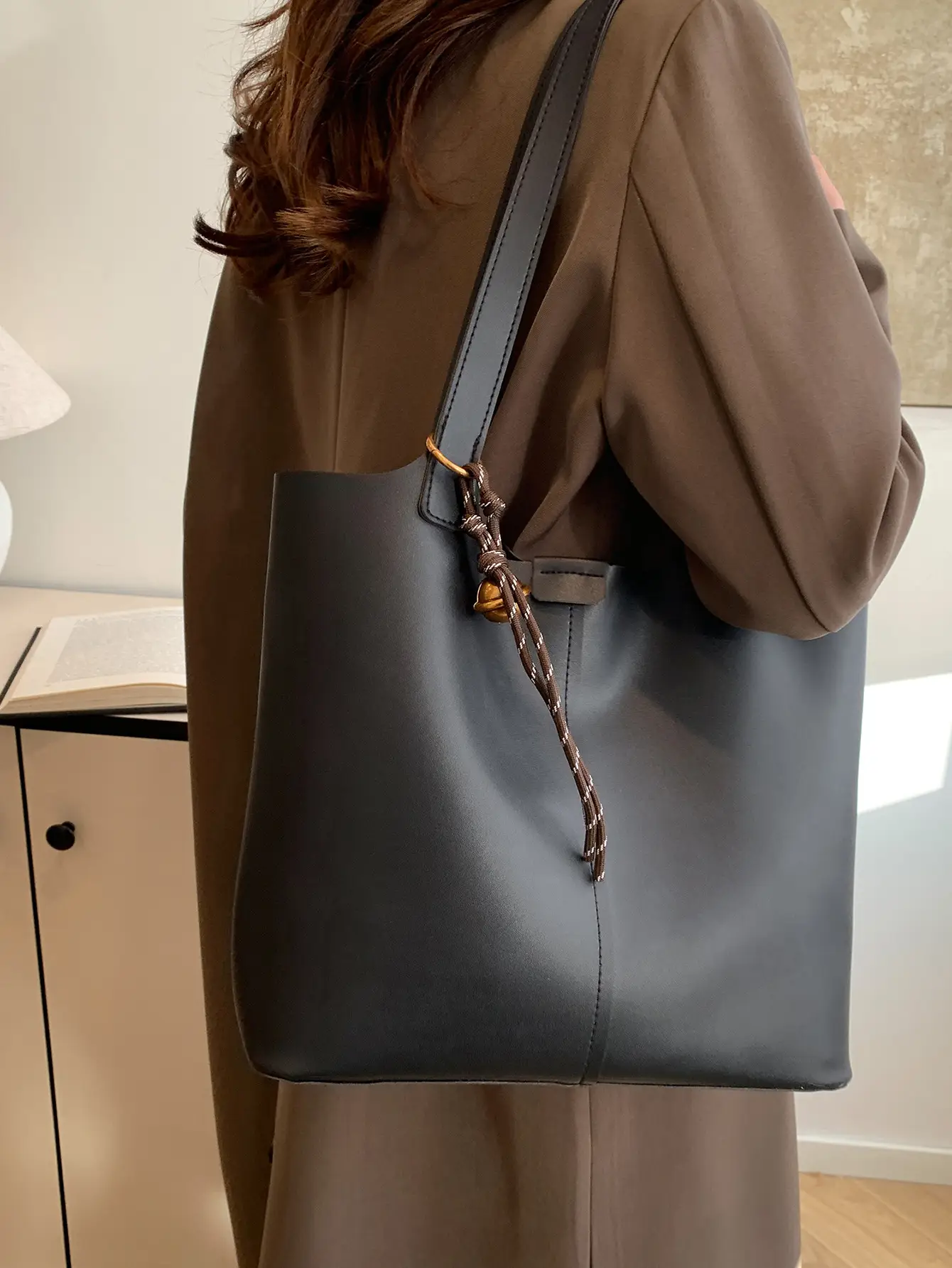 Retro Brown Shoulder Bag 2024 Autumn Winter Women - Image 6