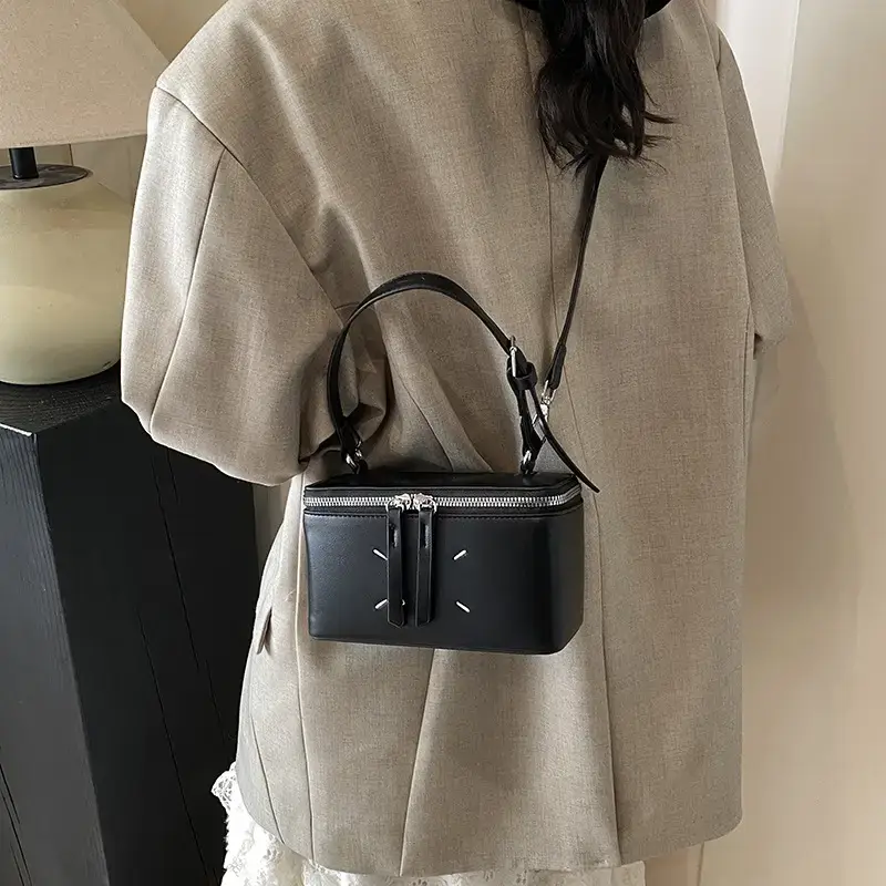 Red Square Satchel Shoulder Bag for Women - Image 8
