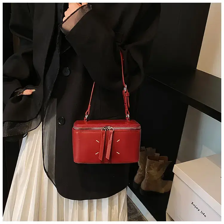 Red Square Satchel Shoulder Bag for Women — feature 18