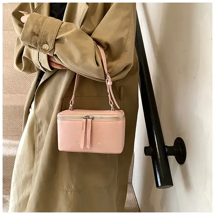 Red Square Satchel Shoulder Bag for Women — feature 23