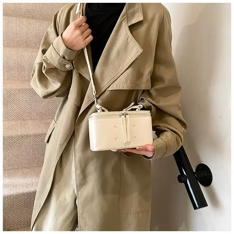 Red Square Satchel Shoulder Bag for Women — feature 27