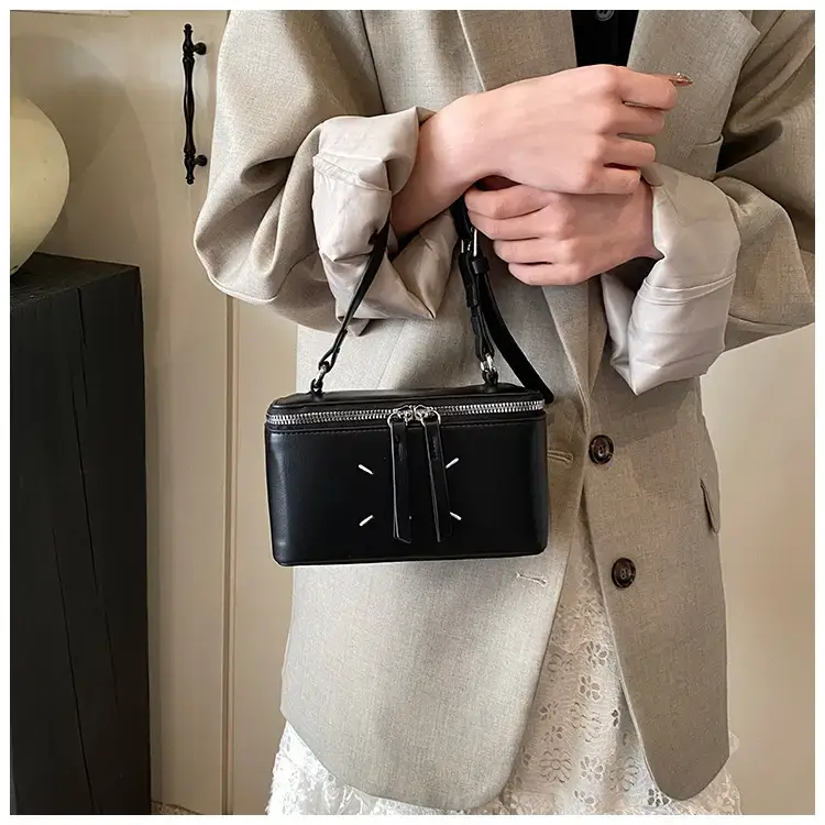 Red Square Satchel Shoulder Bag for Women — feature 34