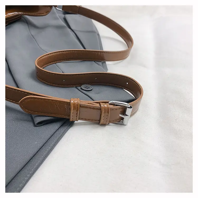 White Crossbody Bag for Women Small Card Design — feature 25
