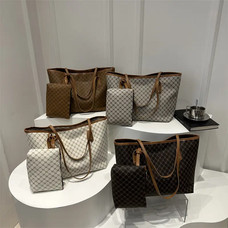 Women's Large Capacity Tote Bag Brown Monogram Pattern - Image 8