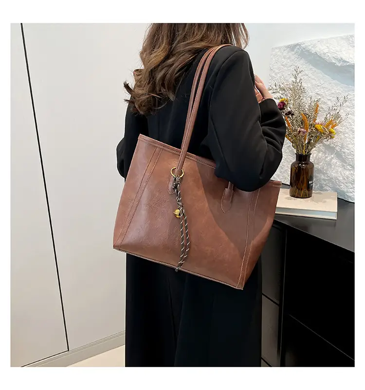 Vintage Brown Leather Tote Bag for Women — feature 18