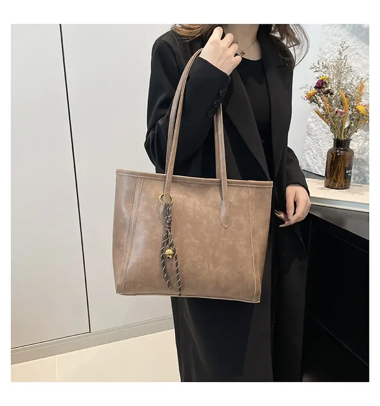 Vintage Brown Leather Tote Bag for Women — feature 22