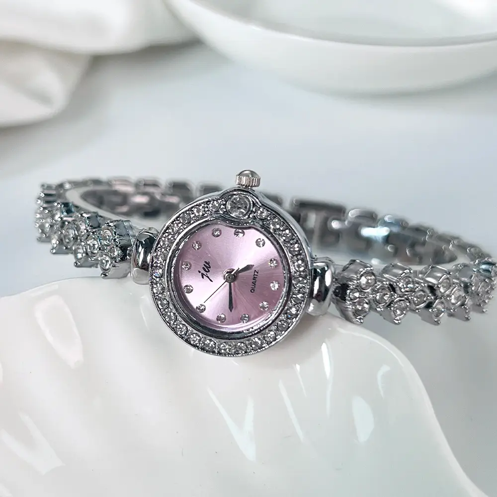 Jingwei JW Women's Crystal Bracelet Watch - Image 2