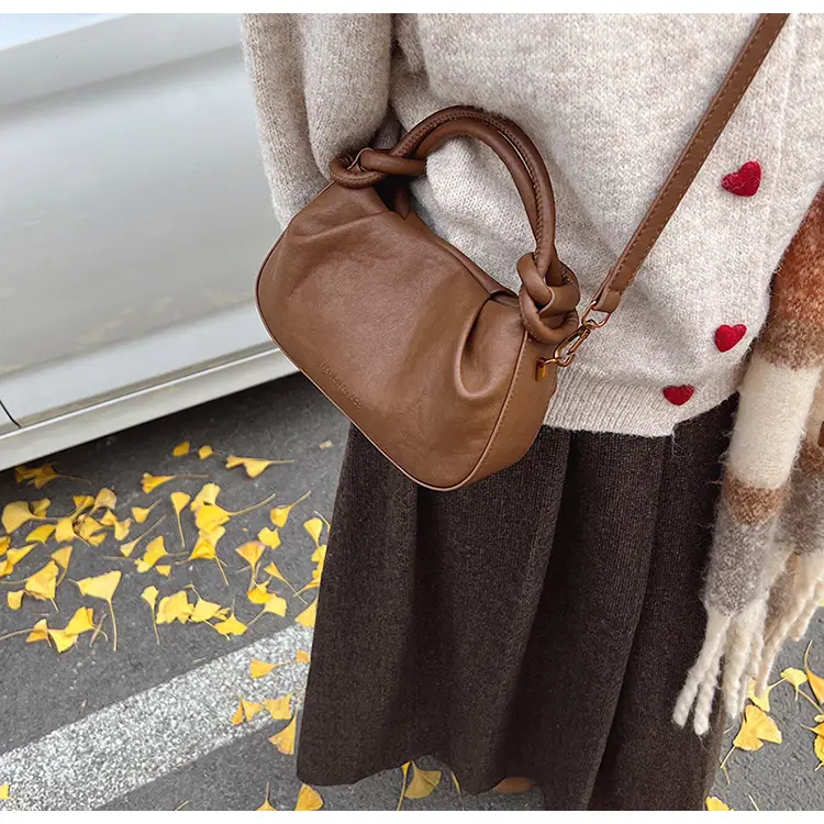 Women's Retro Pleated Shoulder Bag Brown 2024 — feature 15