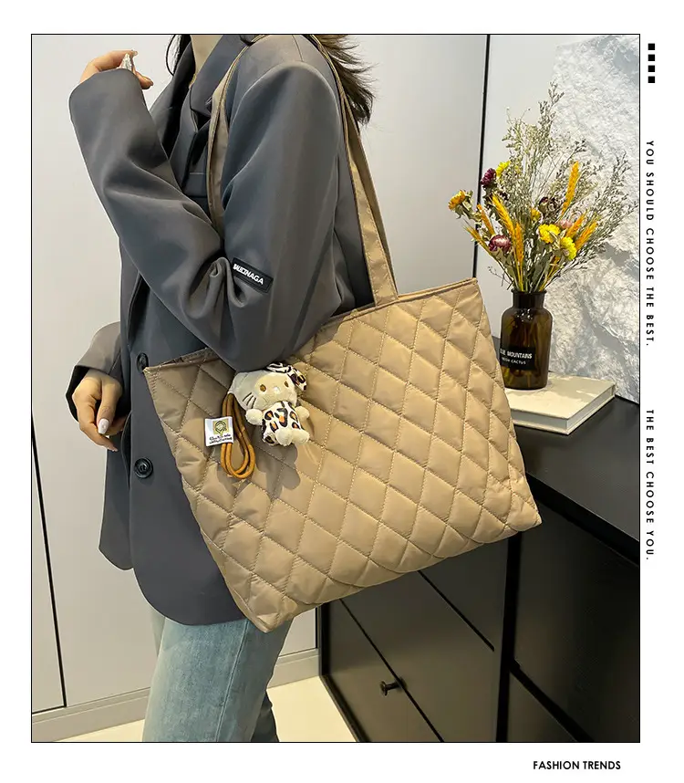 Korean Style Quilted Shoulder Bag for Women — feature 1