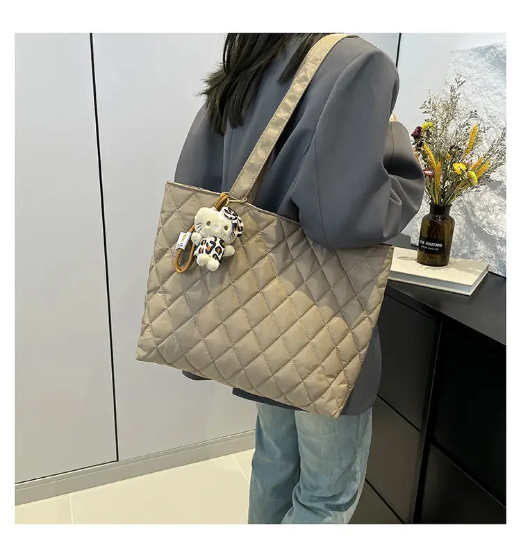 Korean Style Quilted Shoulder Bag for Women — feature 21