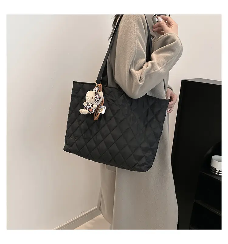 Korean Style Quilted Shoulder Bag for Women — feature 24