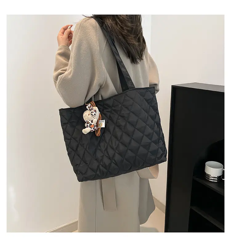 Korean Style Quilted Shoulder Bag for Women — feature 26