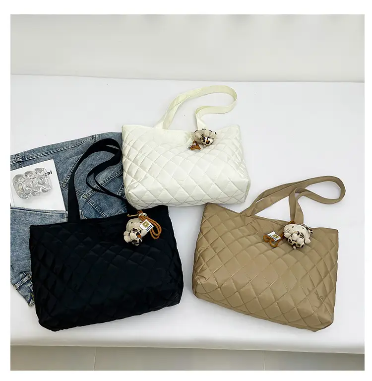 Korean Style Quilted Shoulder Bag for Women — feature 8