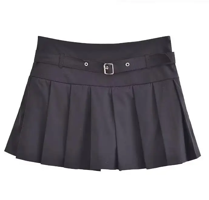 Black Pleated Belted Shorts for Women — feature 2