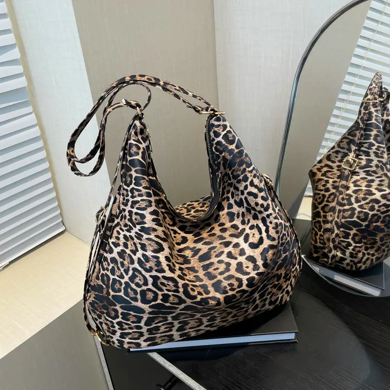 Women's Leopard Print Shoulder Bag Large Capacity - Image 5