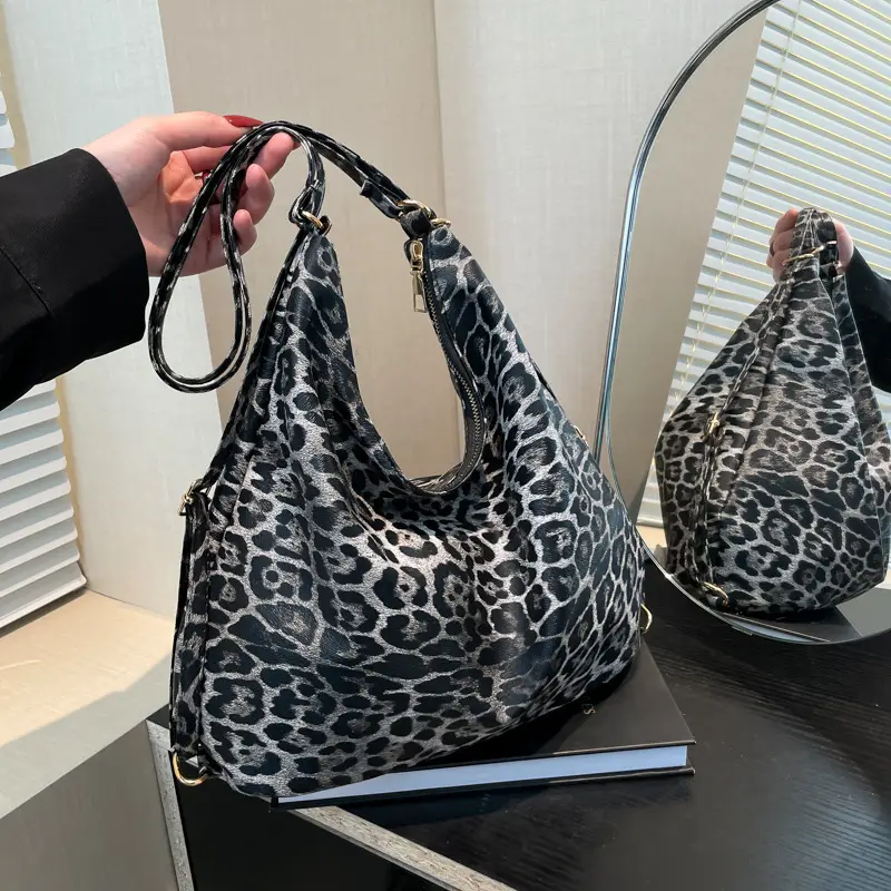 Women's Leopard Print Shoulder Bag Large Capacity - Image 6