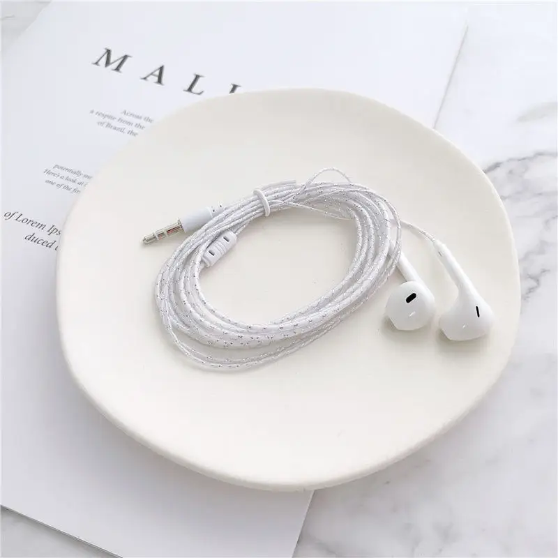Non-In-Ear Wired Headphones for Live Streaming with Inline Mic