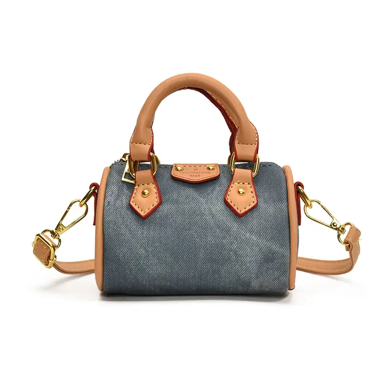 Women's Mini Shoulder Bag with Teddy Bear Decor - Image 4