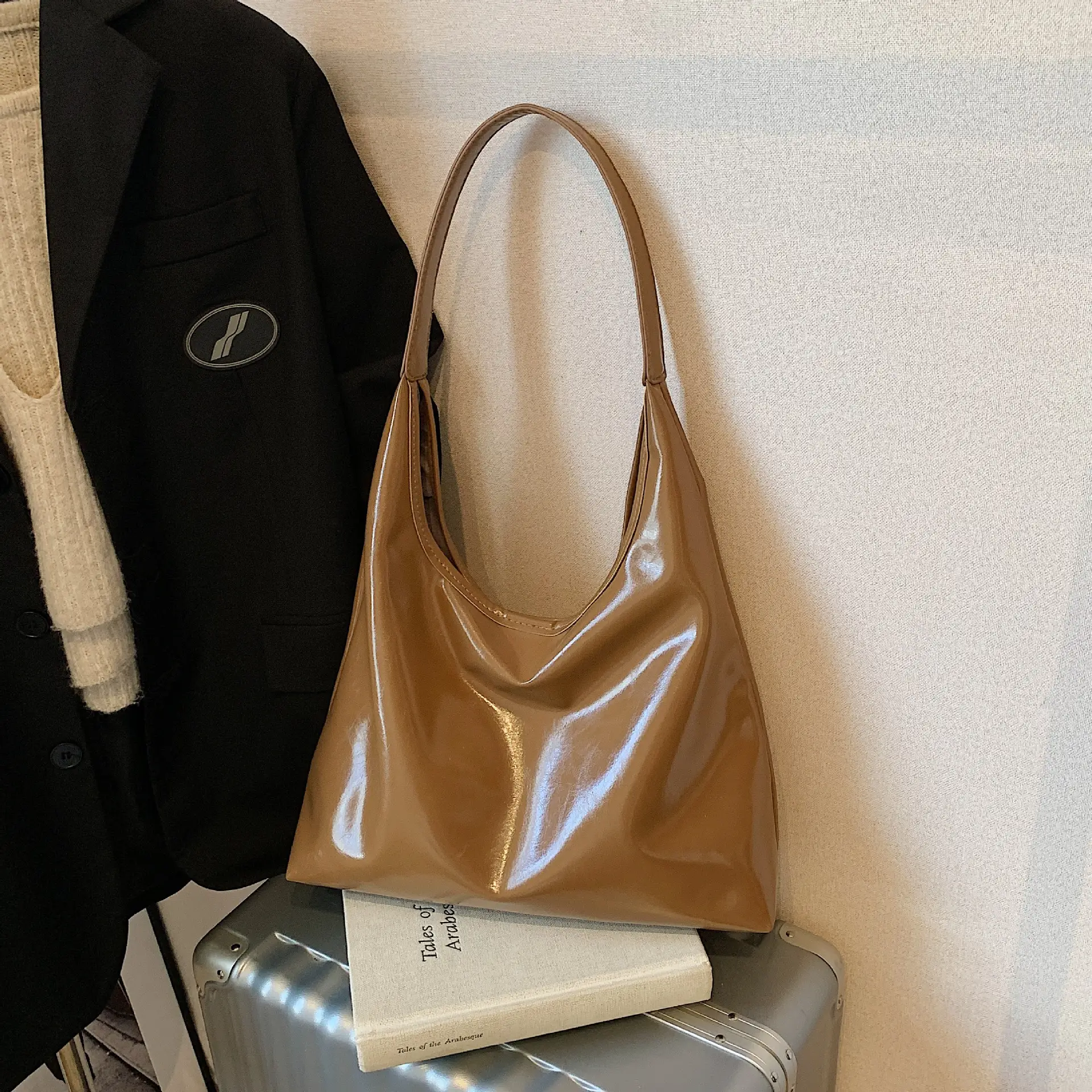 2024 Women's Red Underarm Bag Large Capacity - Image 8