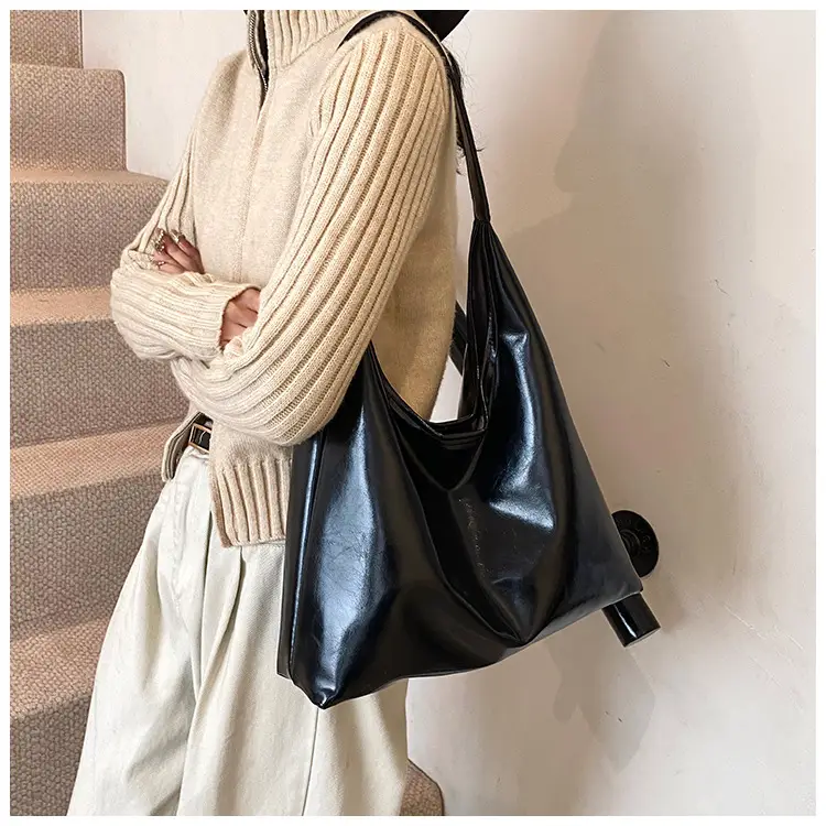 2024 Women's Red Underarm Bag Large Capacity — feature 6