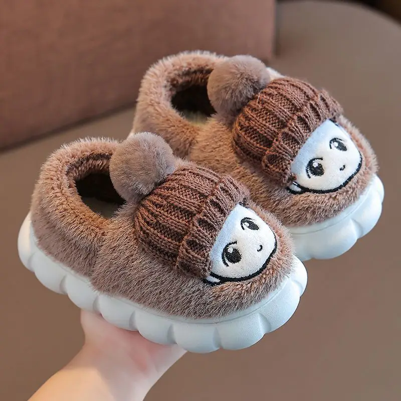Children's cotton slippers bag with autumn and winter boys and girls non-slip indoor cartoon cute warm plush baby cotton shoes