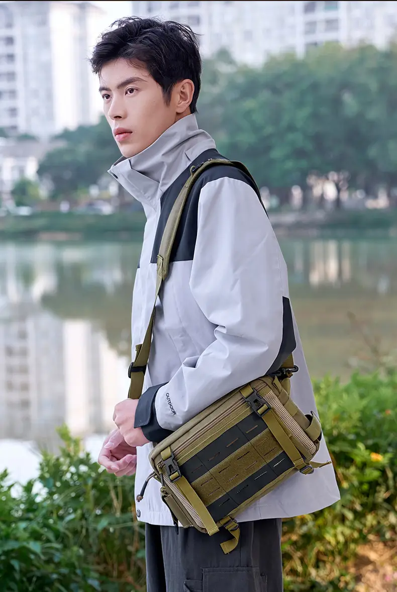 Men's Waterproof Nylon Crossbody Bag Large Capacity — feature 10