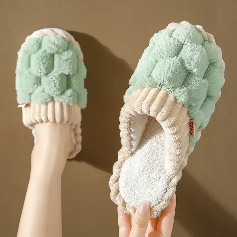 Warm Cotton Slippers for Women, Autumn and Winter Non-Slip Indoor Home Plush Soft-Soled Couple Cotton Slippers for Men, Thickened and Warm