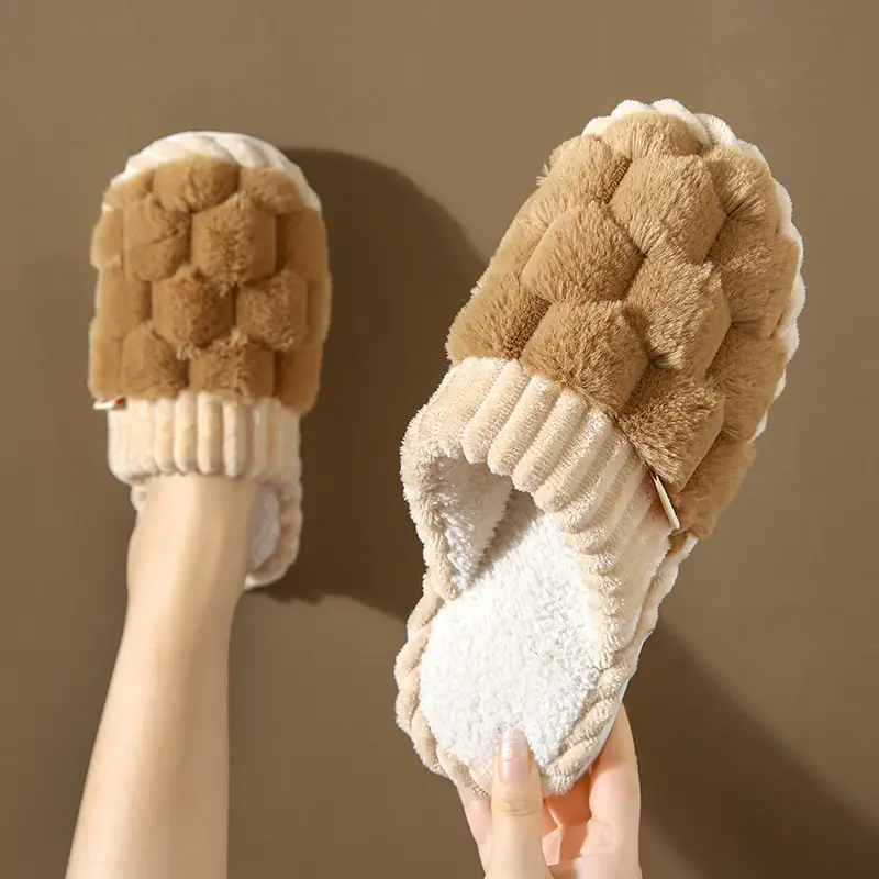 Warm Cotton Slippers for Women, Autumn and Winter Non-Slip Indoor Home Plush Soft-Soled Couple Cotton Slippers for Men, Thickened and Warm